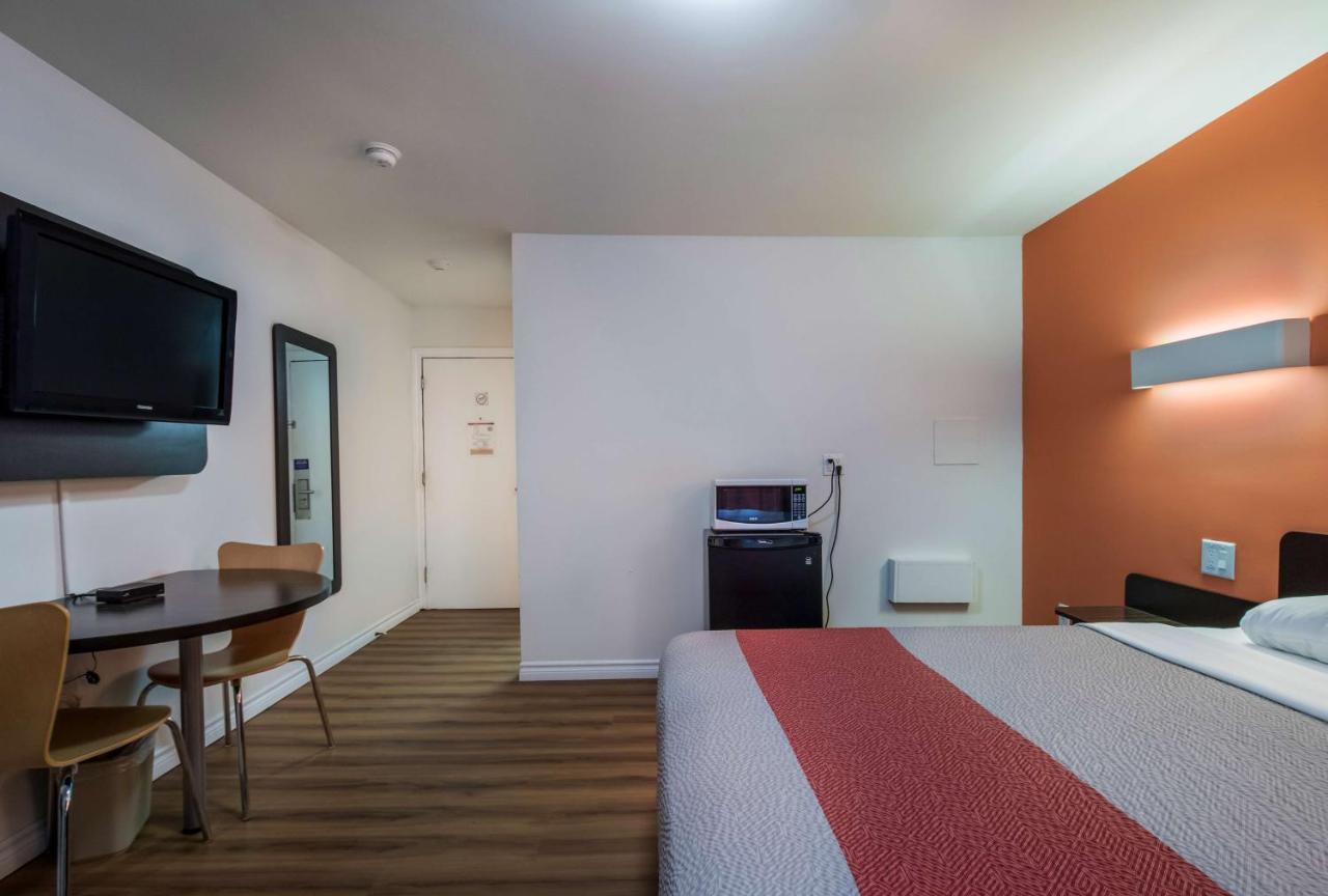 Motel 6-Sudbury, On Kültér fotó